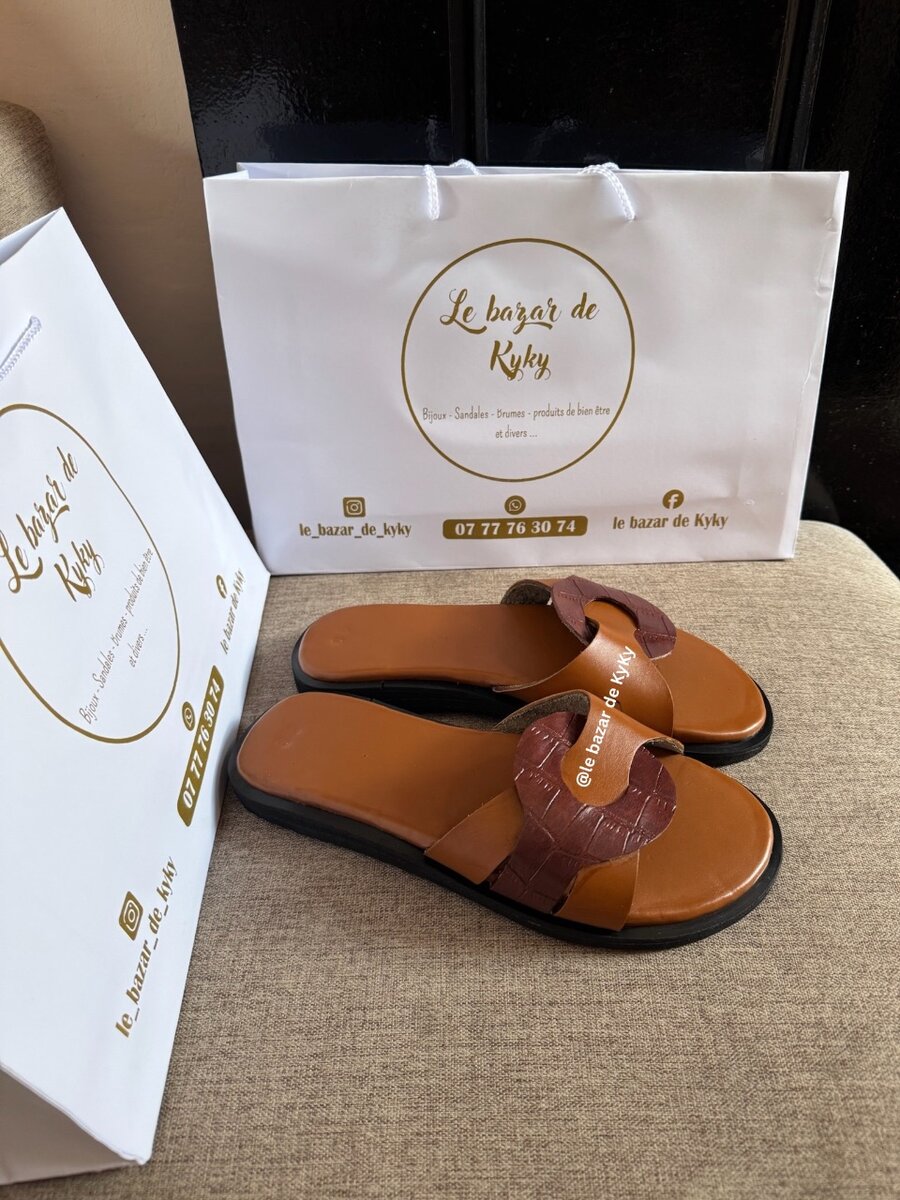 Sandales en cuir femme