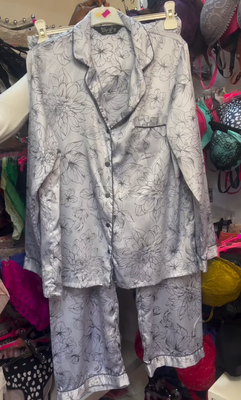 Women's pajamas Size::14/16