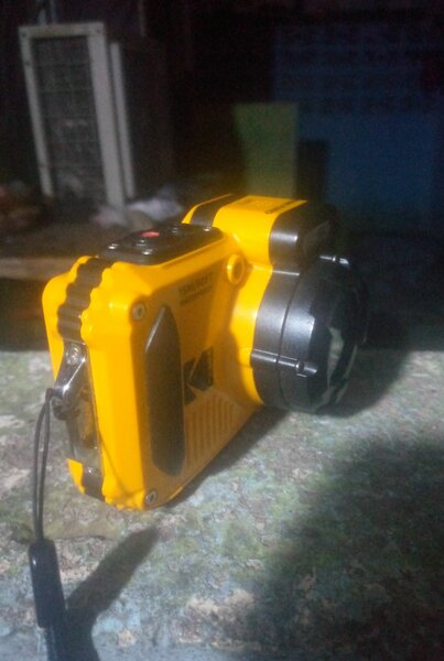 Appareil photo étanche WiFi