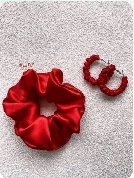 Boucles d'oreilles ruban élégantes