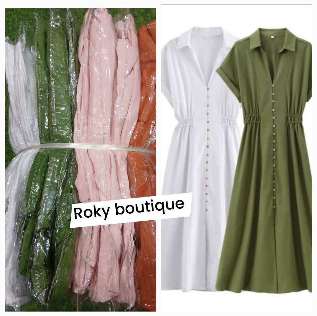Très belle robe disponible en blanc, vert , noir et rose