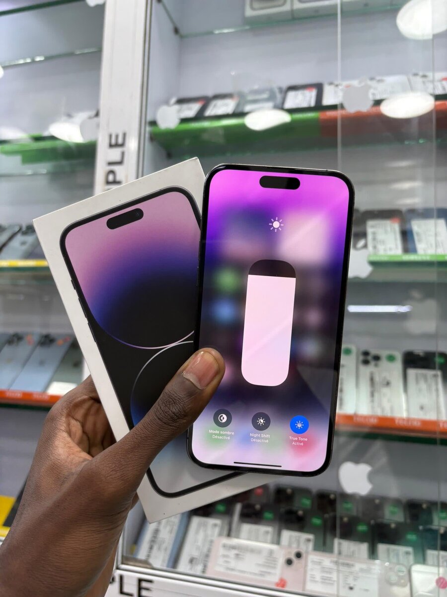 Disponible 14 Pro Max 128go CE