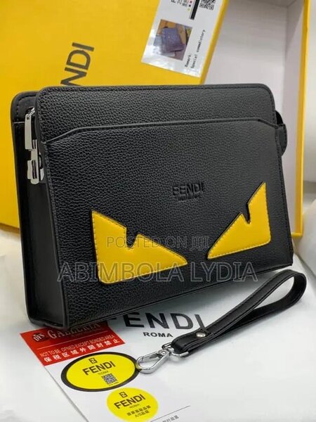 Pochette bandoulière Fendi