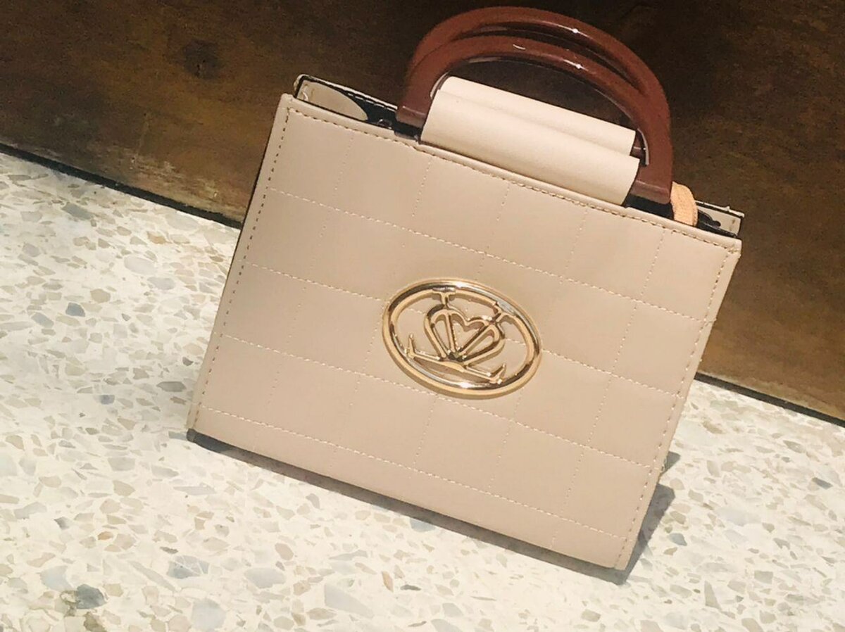 Sac à main élégant femme