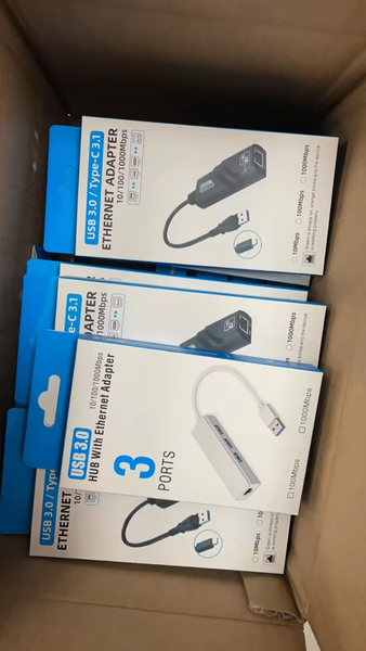 Adaptateur pour port réseau