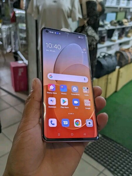 Smartphone OPPO moderne 5G