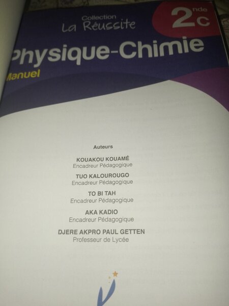 Manuel Physique-Chimie 2nde