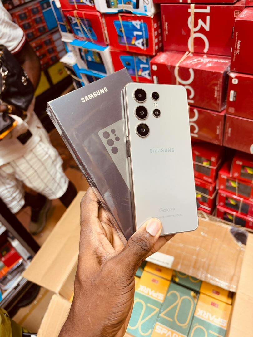 SAMSUNG GALAXY S25 ULTRA MINI 512GB 12GB RAM PREMIÈRE COPIE