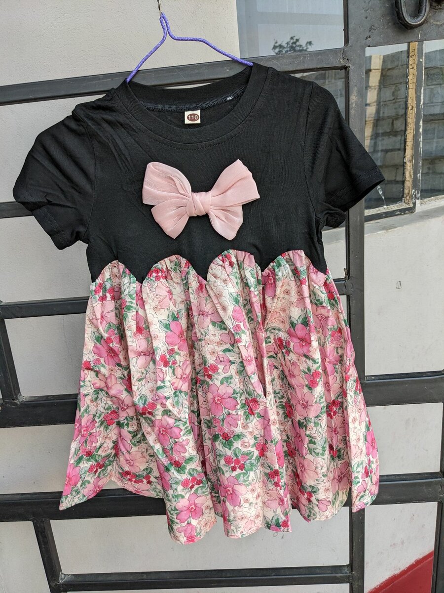 Young Girl Short Sleeve Party Dress