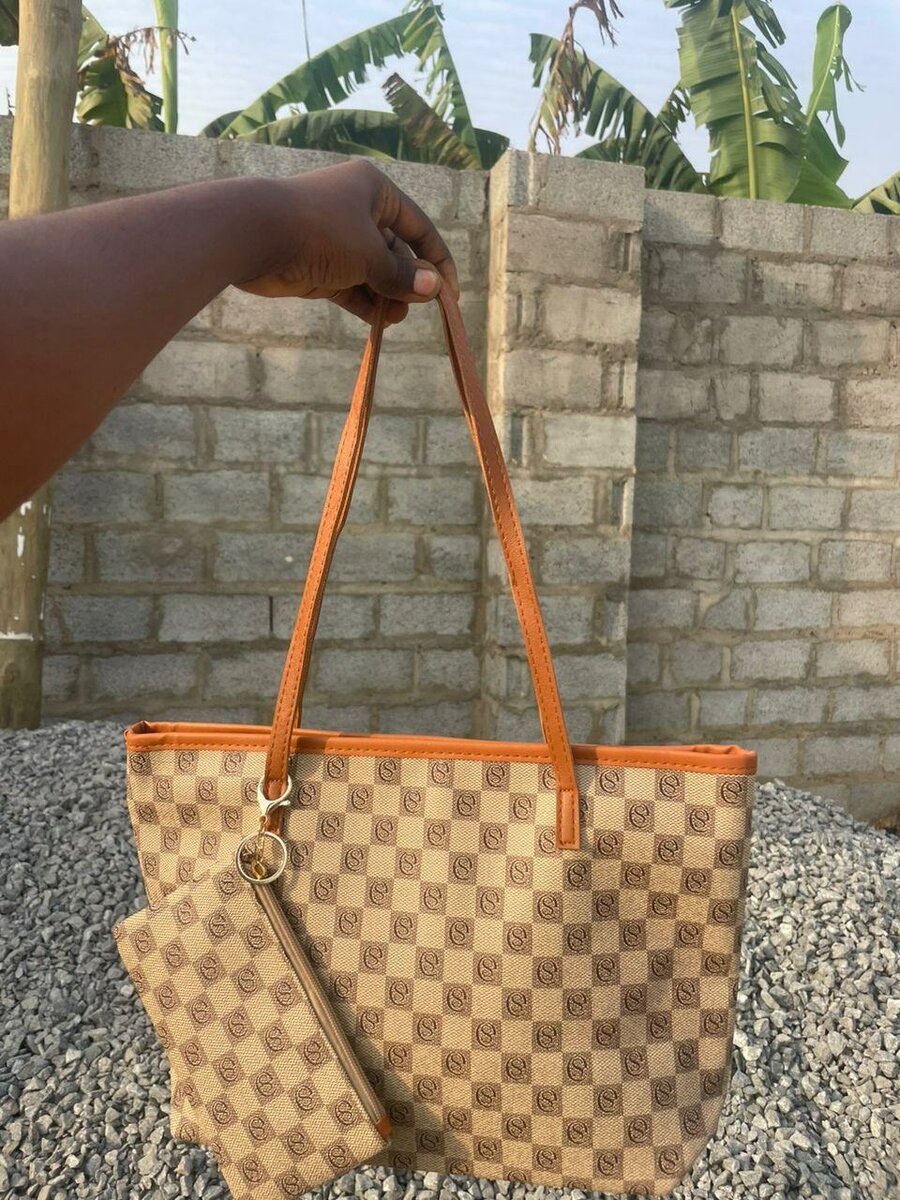 Ladies handbag
