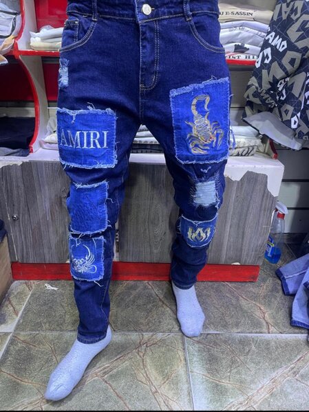 Jeans patchwork tendance homme