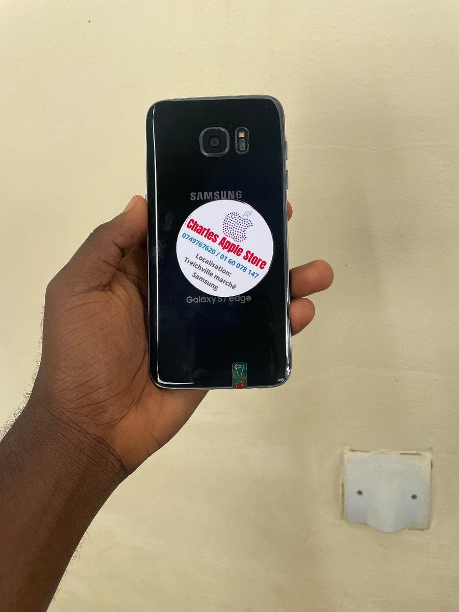 Samsung Galaxy S7 Edge 32g quasiment neuf Kao
