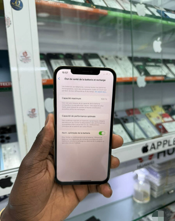 iPhone 12 Pro Max Gold sans ID