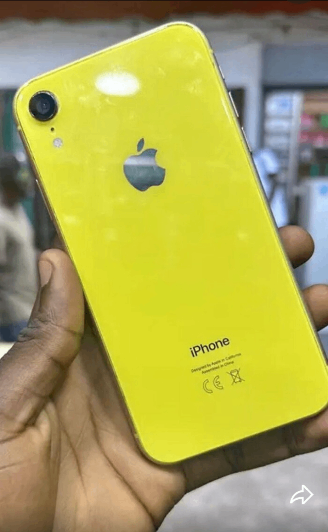 iPhone Jaune Éclatant