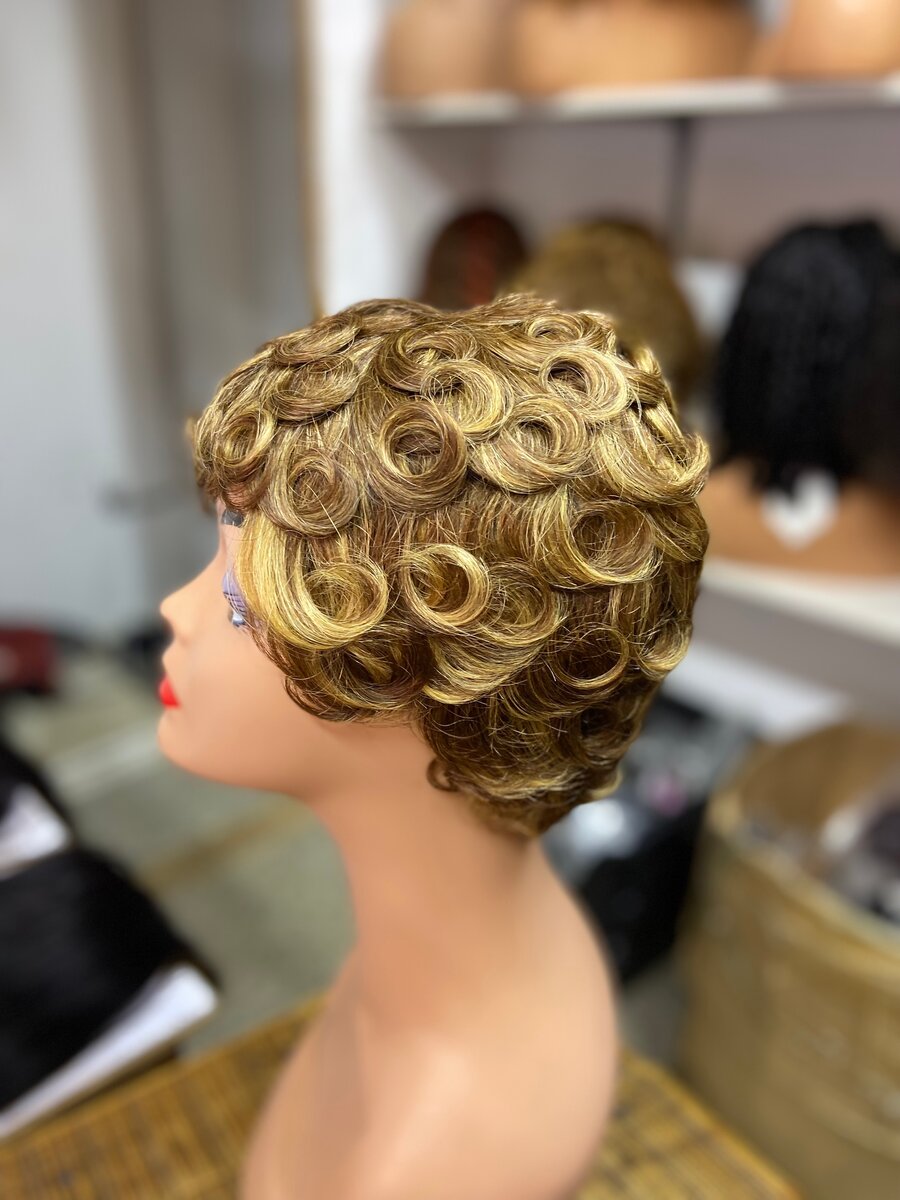 Perruque Boucles Élégantes