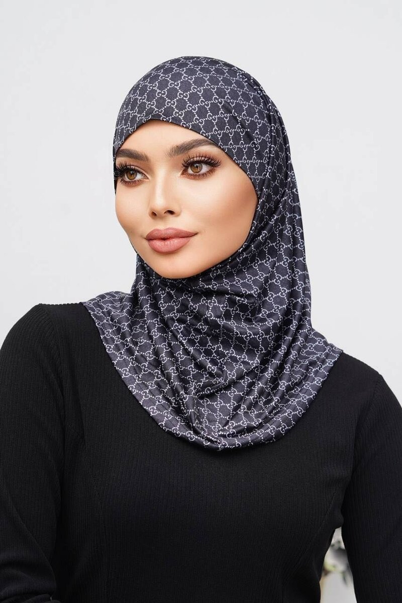 Модель:Зейна с принтом