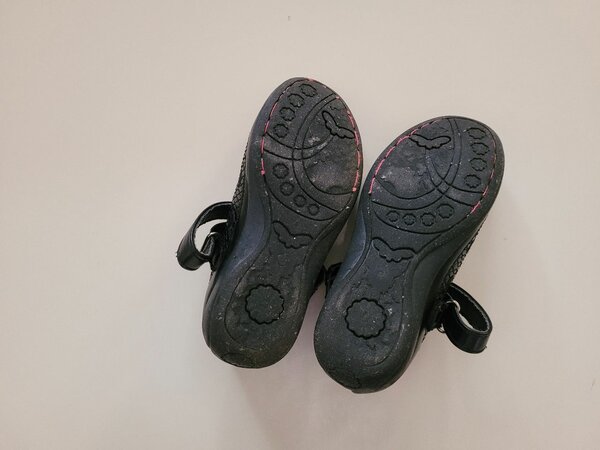 Hello Kitty (Chaussure noire)