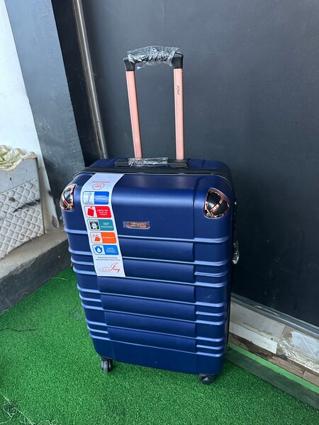 Durable Hard Suitcase/grand