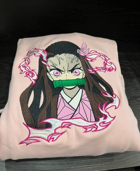 T-shirt brodé Nezuko