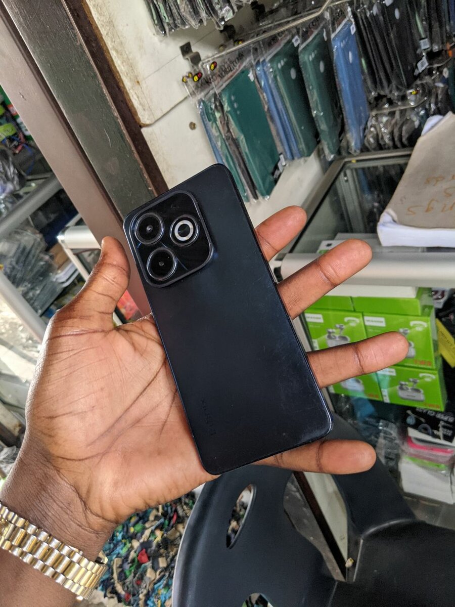 Infinix hot40i 128gb