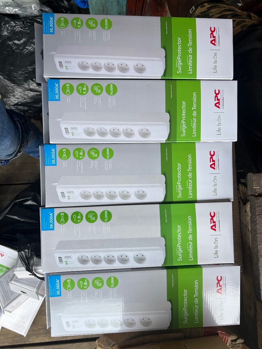 Multiprise APC 5 Trous