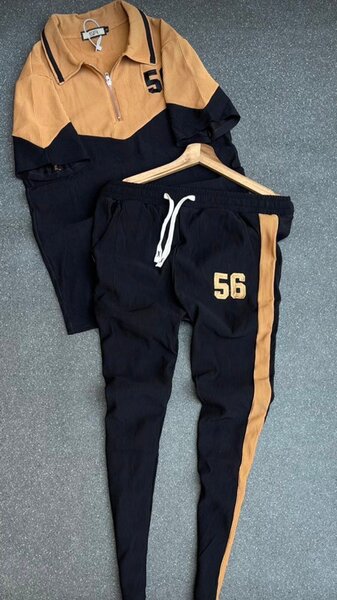 Ensemble sportif pour hommes