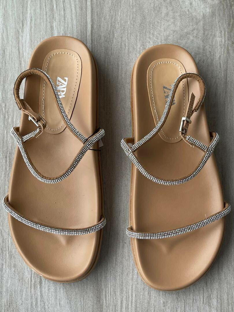 Zara beige slippers