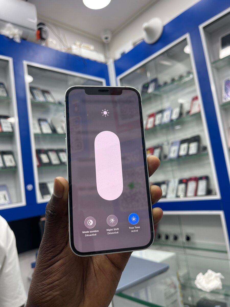 iPhone 12 d'occasion