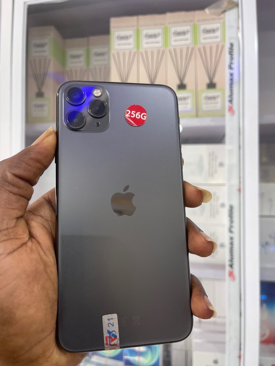 iPhone 11 Pro Max 256gig