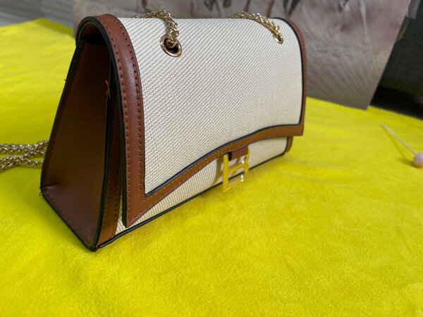 Ladies bag