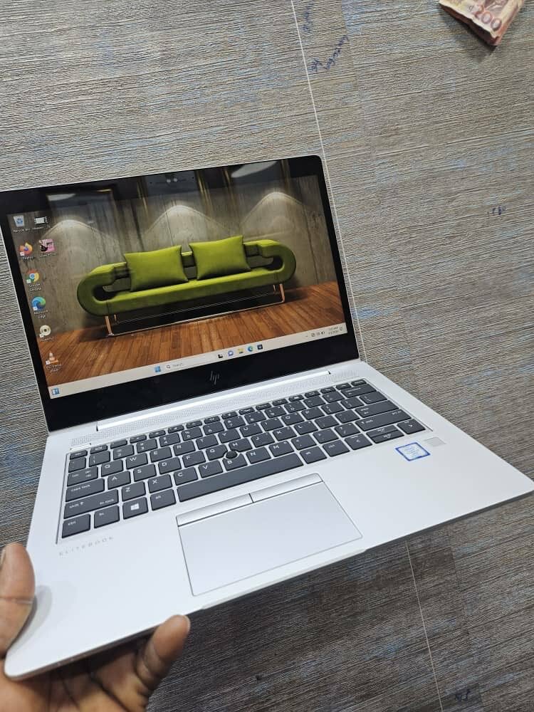 Hp Elitebook...i5...256ssd...8gb ram...touch...8th gen...fin