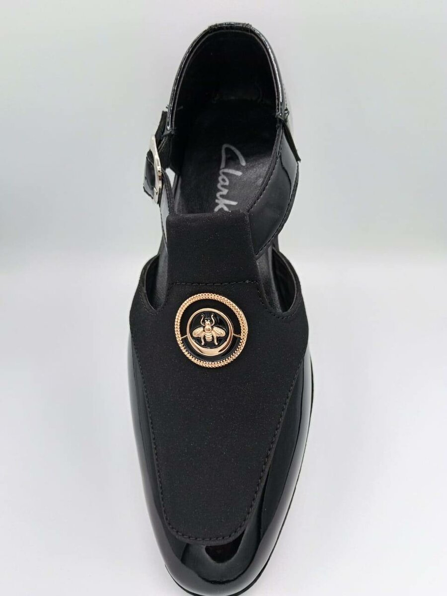 Sandal