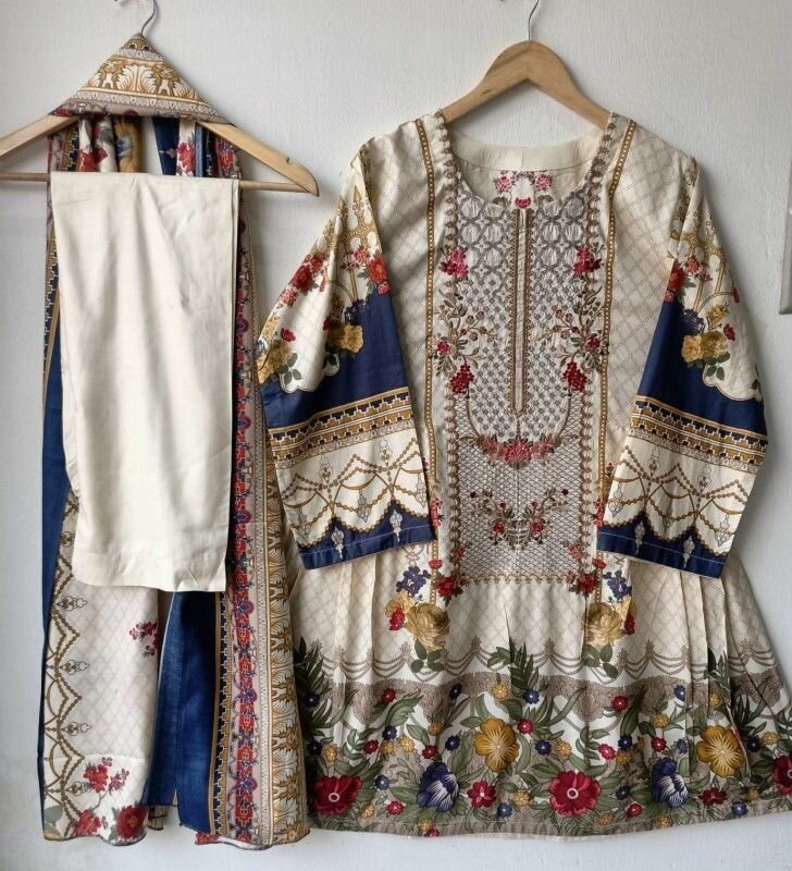 Khaddar 3 Peace Suit