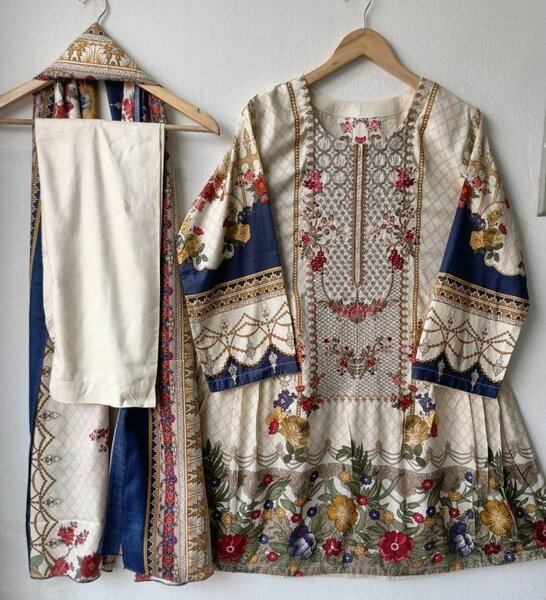 Khaddar 3 Peace Suit