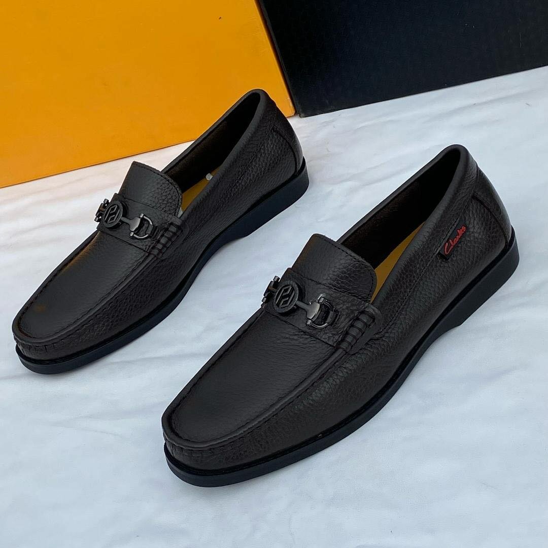 CLARKS CLASSIC WEAR