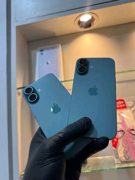 iPhone 14 - Design Moderne