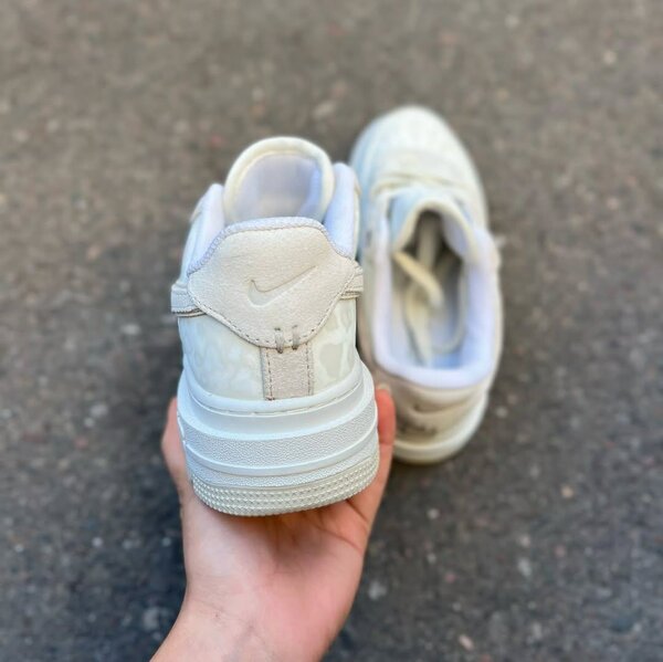 Air Force 1 Low Luxe Summit White/Light Bone