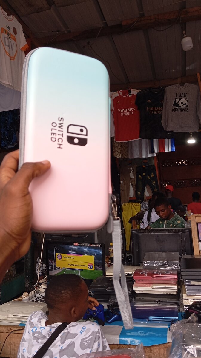 Pochette NITENDO SWITCH Classique