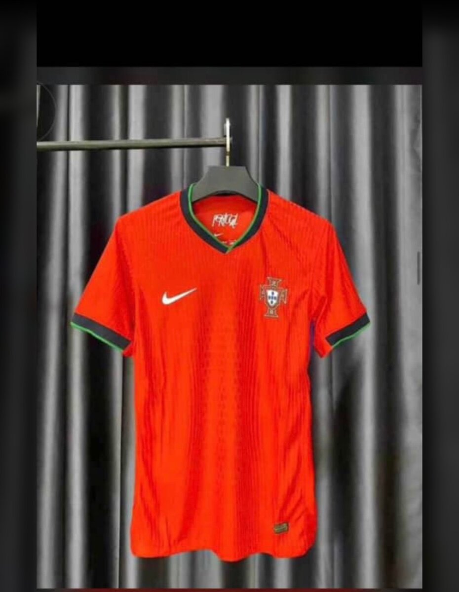 Maillot pro (original, authentique) disponible