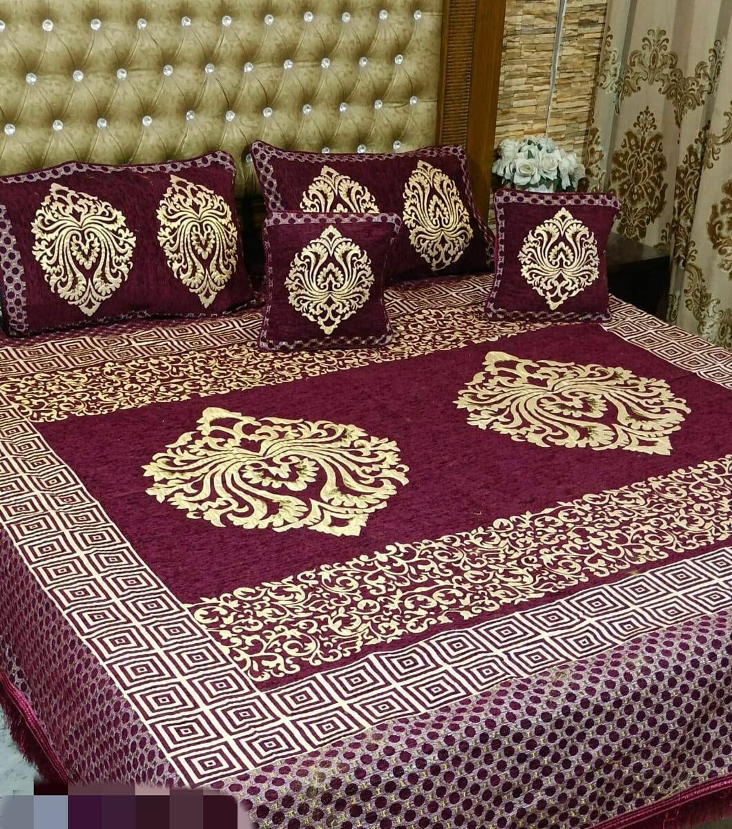 5 Pcs velvet Jacquard double bed sheet set