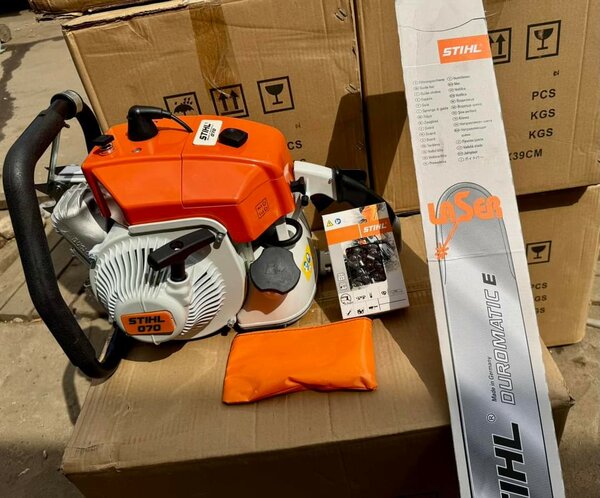 Tronçonneuse professionnel 70cm³ STIHL