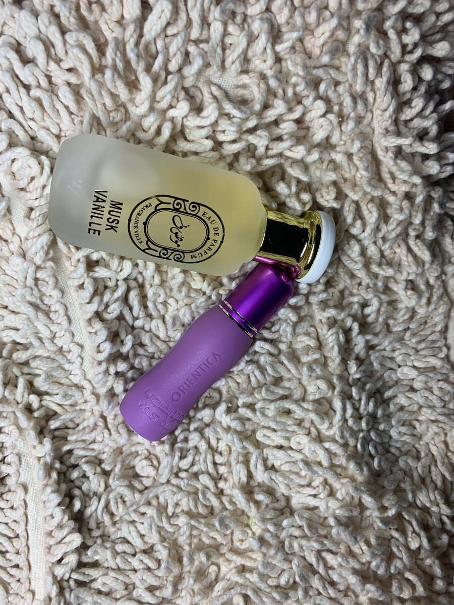 Lot de Parfums Musc & Flacons Rechargeables