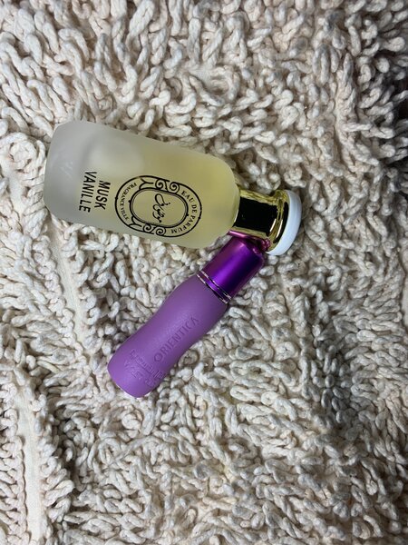 Lot de Parfums Musc & Flacons Rechargeables