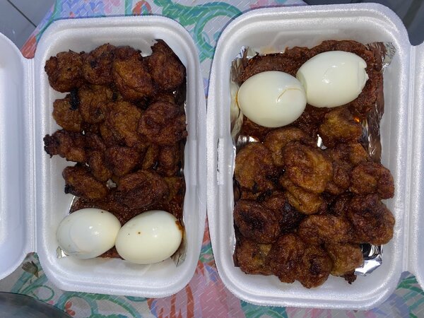 Deux plats Claclo oeufs