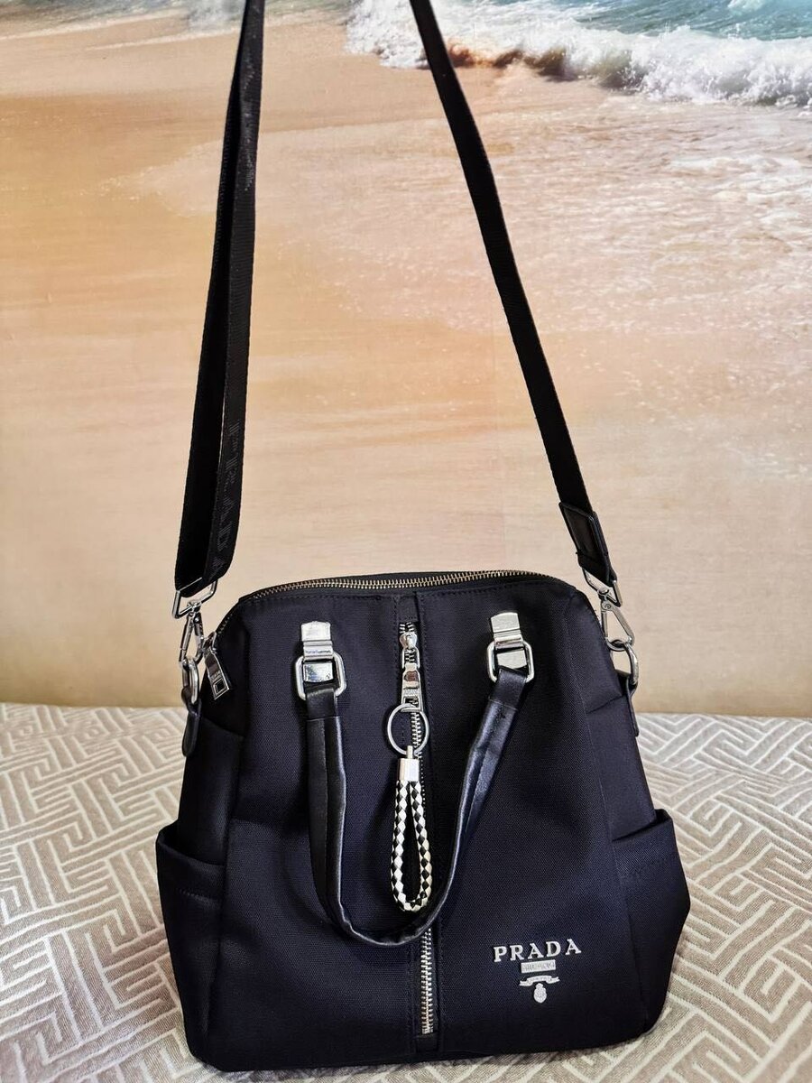 Сумка Prada