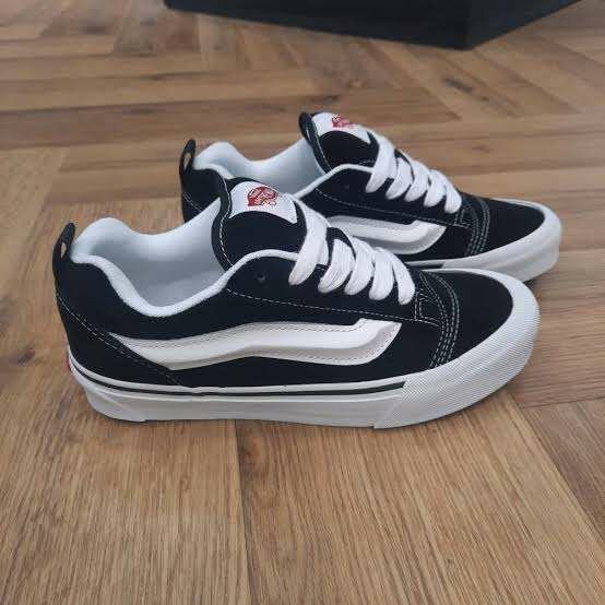 Vans Knu skool