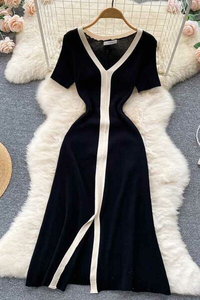 Robe Noire Élégante Fendue