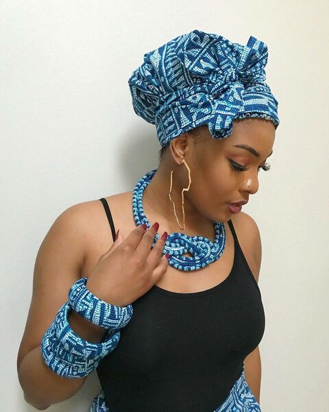 Parure africaine en tissu wax