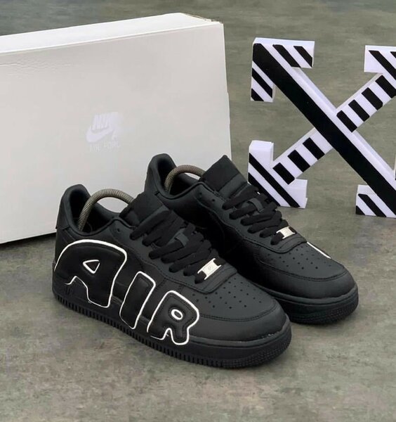 NIKE AIR FORCE 1 - Air Flea