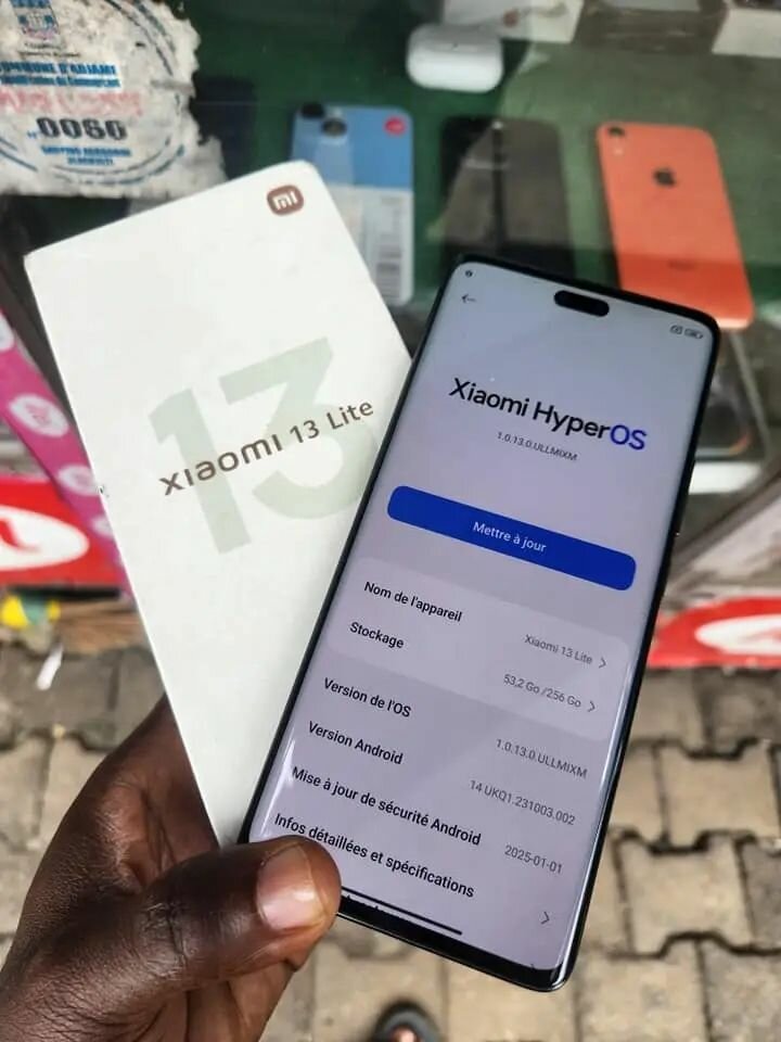 Xiaomi 13 Lite Smartphone